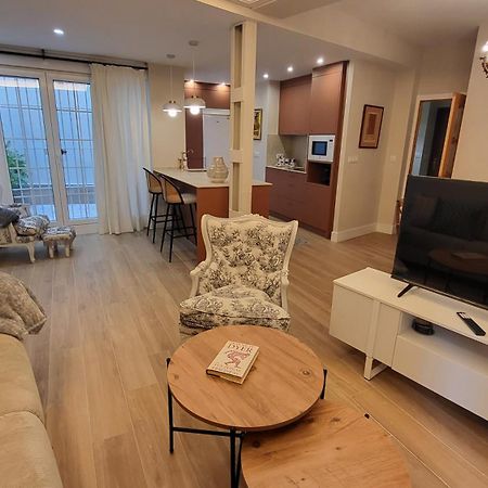 Rentalsevilla En La Plaza Del Salvador Bagian luar foto